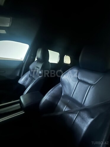 Land Rover RR Evoque-6