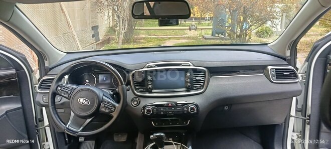 Kia Sorento-2