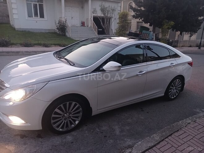 Hyundai Sonata-3
