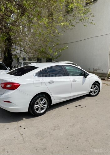 Chevrolet Cruze-4