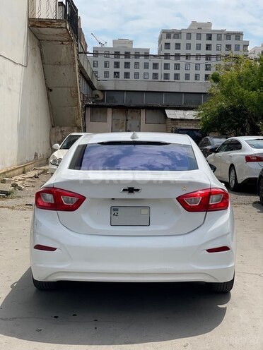 Chevrolet Cruze-2