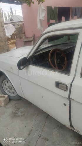 GAZ 24 "Volga"-3