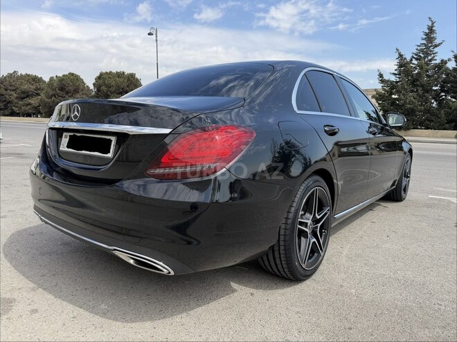 Mercedes C 300-9
