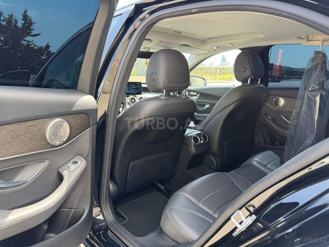 Mercedes C 300-13