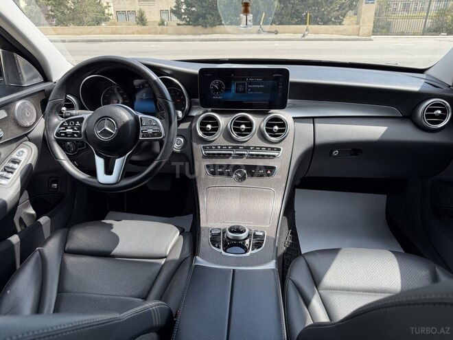 Mercedes C 300-17