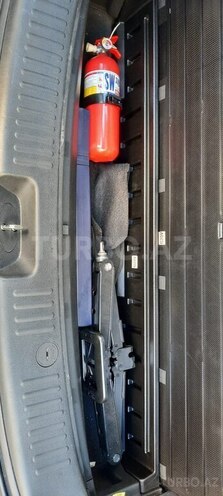 Kia Sorento-8