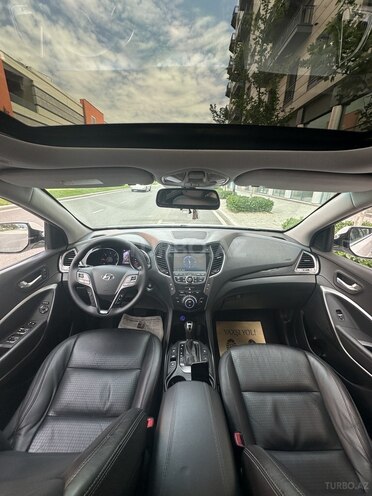 Hyundai Santa Fe-10