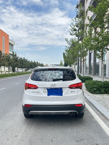 Hyundai Santa Fe-9