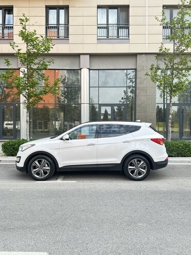 Hyundai Santa Fe-5