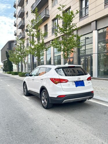 Hyundai Santa Fe-8