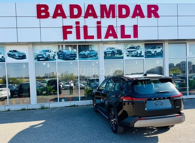 Toyota RAV4-8