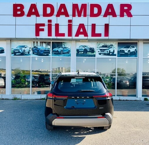 Toyota RAV4-7