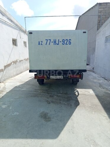 Mercedes Sprinter 208-9