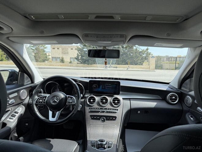 Mercedes C 300-19