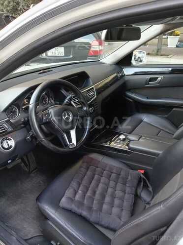 Mercedes E 200-5