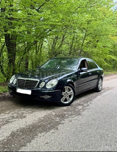 Mercedes E 350-1
