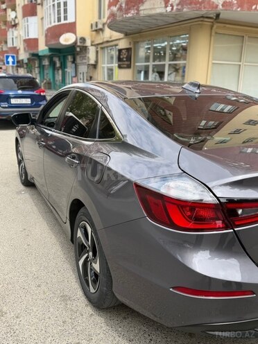 Honda Insight-4