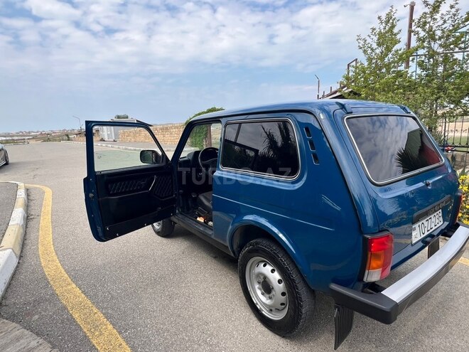 LADA (VAZ) Niva-6