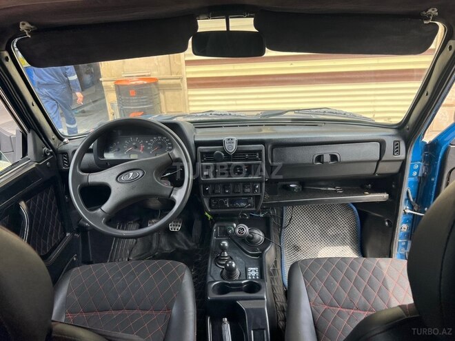 LADA (VAZ) Niva-12