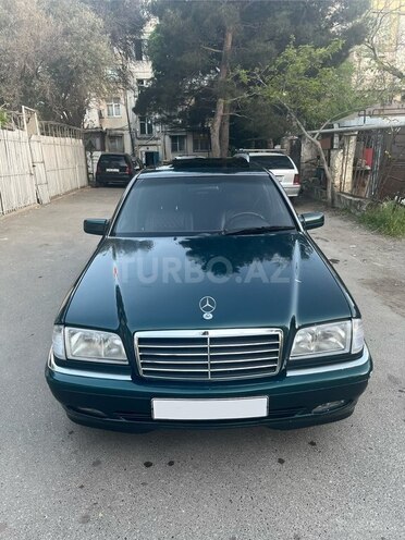 Mercedes C 230-1