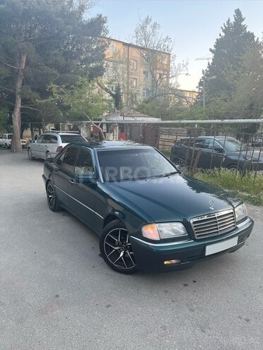 Mercedes C 230-4