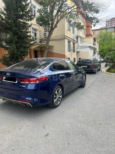 Kia Optima-4