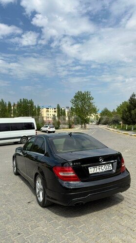 Mercedes C 250-8