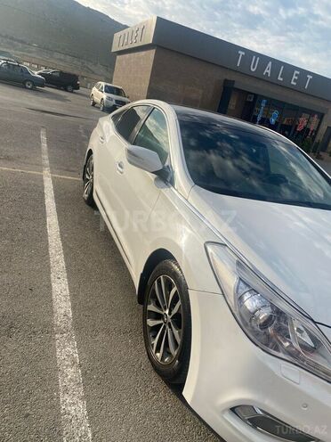 Hyundai Azera-4