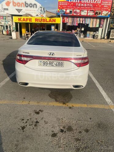 Hyundai Azera-2