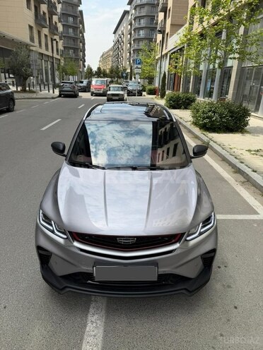 Geely Coolray-4