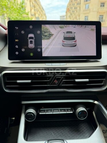 Geely Coolray-13