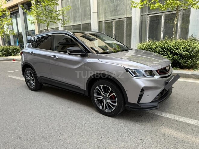 Geely Coolray-3