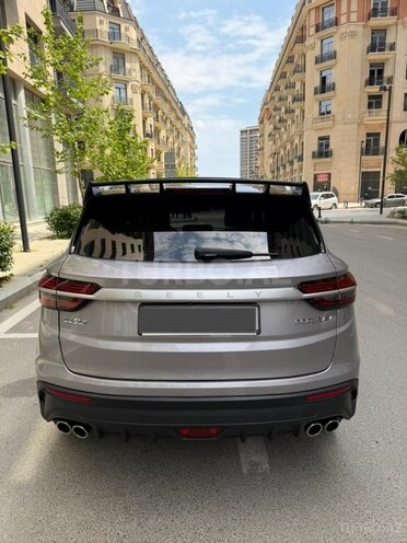 Geely Coolray-7