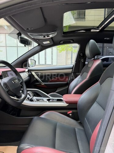 Geely Coolray-11