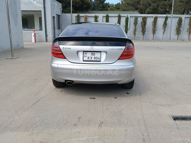Mercedes C 200-11
