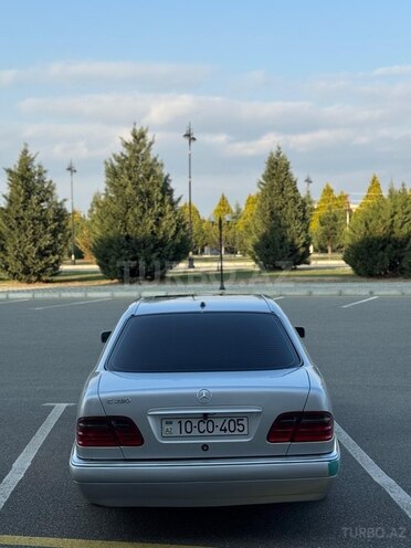 Mercedes E 280-6