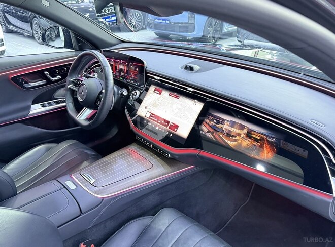 Mercedes E 300 e 4MATIC-10