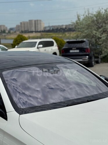 Mercedes E 43 AMG 4MATIC-10