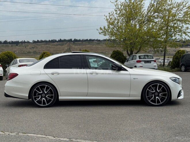 Mercedes E 43 AMG 4MATIC-7