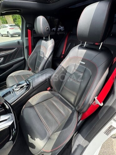 Mercedes E 43 AMG 4MATIC-21