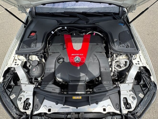 Mercedes E 43 AMG 4MATIC-25
