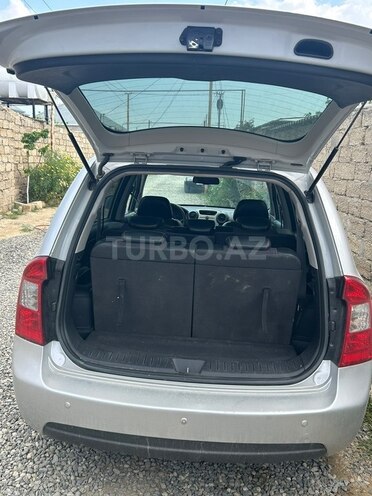 Kia Carens-7