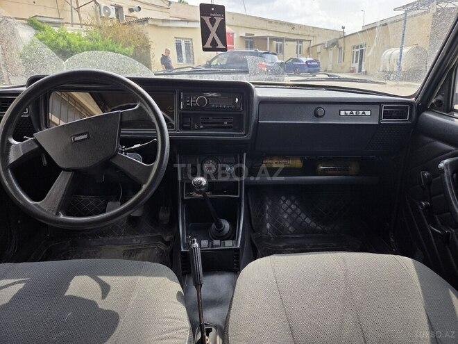 LADA (VAZ) 2107-4