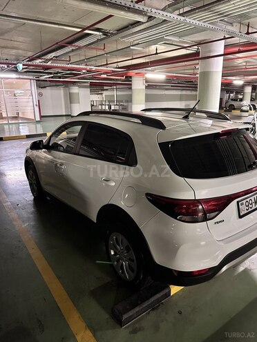 Kia Rio X-Line-4