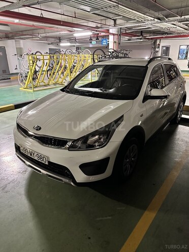 Kia Rio X-Line-1