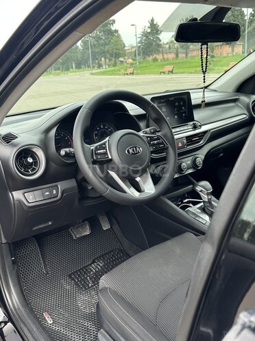 Kia Forte-13