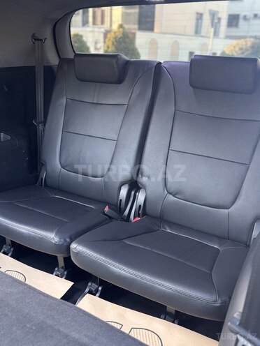 Kia Sorento-15