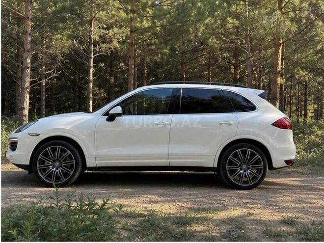 Porsche Cayenne-3