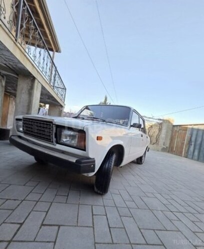 LADA (VAZ) 2107-1
