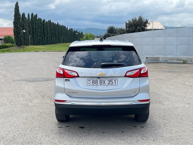 Chevrolet Equinox-2